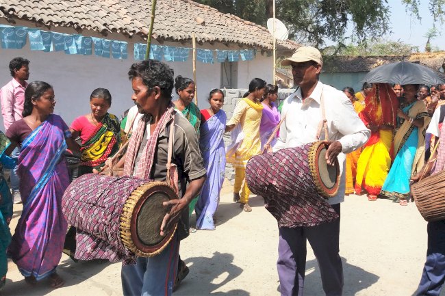  𑢴𑢼𑢩𑢶 𑢵𑢡𑢻𑢩- 卐𑢠𑢴𑢢